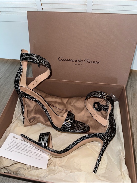 Gianvito Rossi Shoes - Gianvito Rossi Portofino 105 in Komodo Black & Silver- Size 9